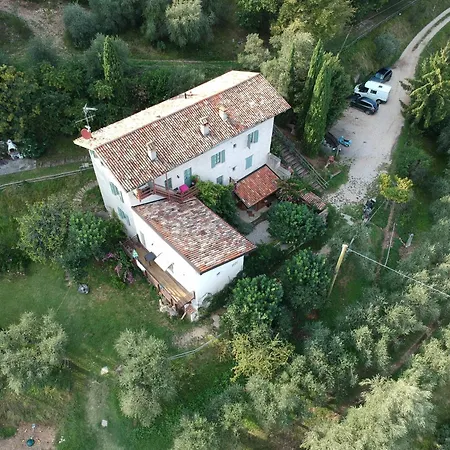 Gospodarstwo agroturystyczne Conte Brunello Salò