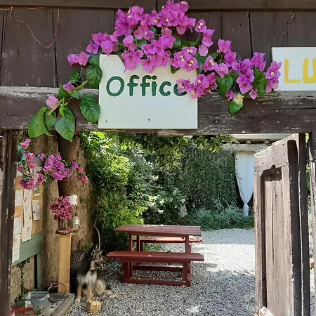 Conte Brunello Agroturismo *